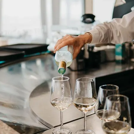 索里索别墅酒店 4*